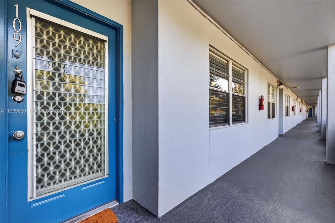 12500 SW 5th Ct , Unit 109M, Pembroke Pines, FL 33027 Photo