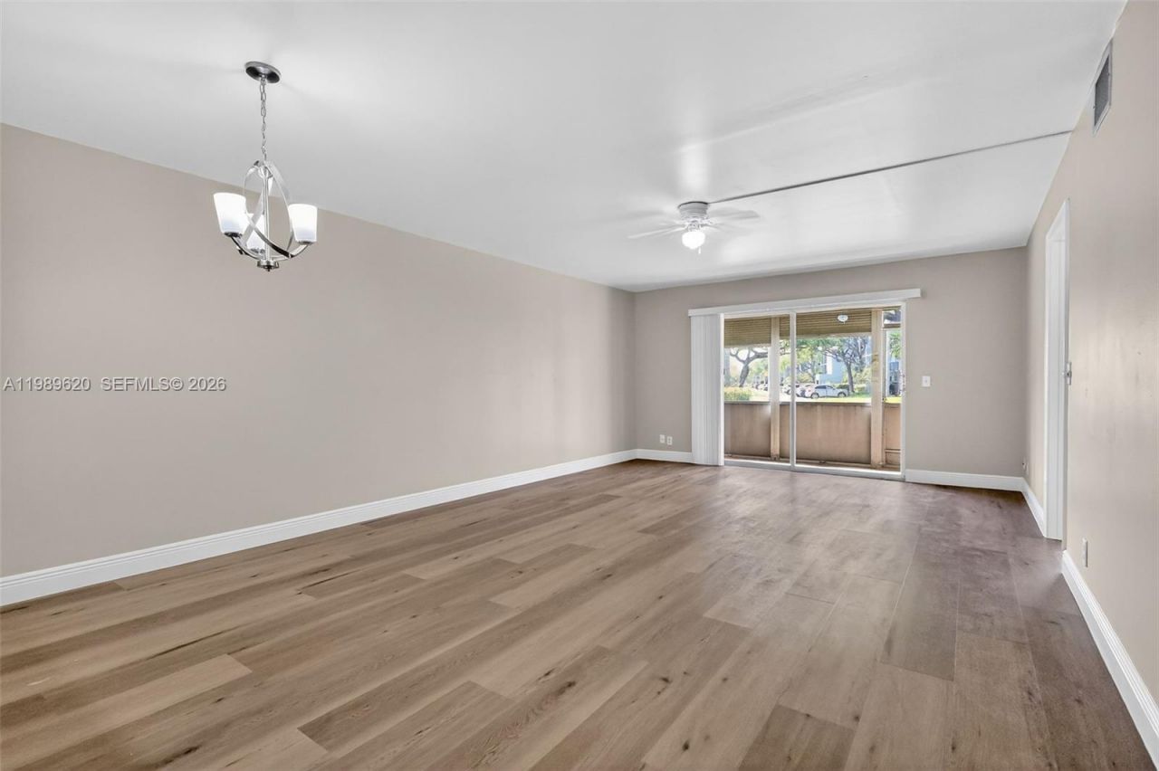12500 SW 5th Ct , Unit 109M, Pembroke Pines, FL 33027 Photo