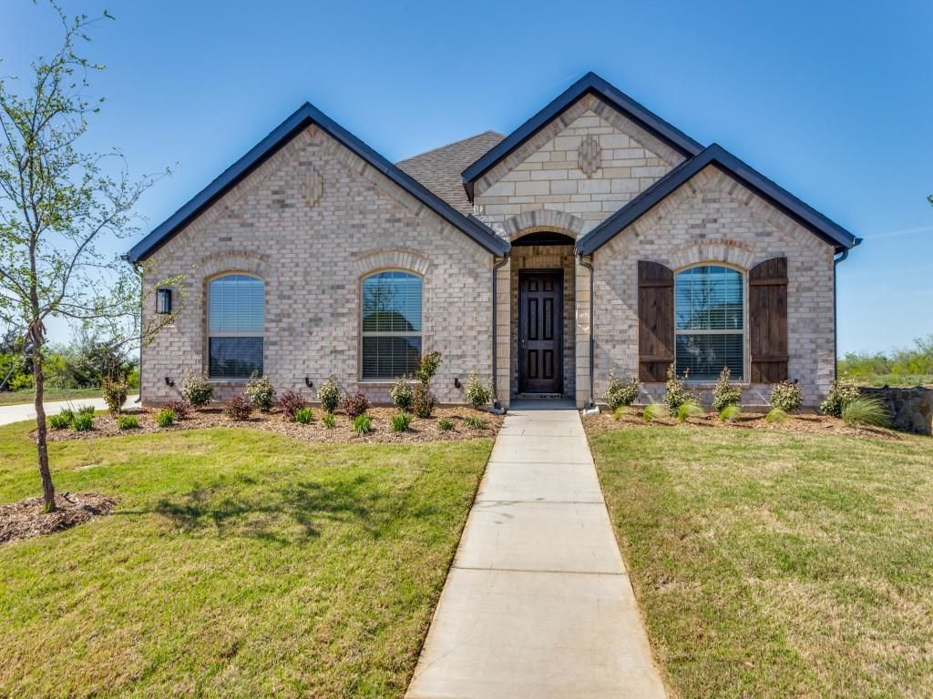 529 Brozgold Avenue, Midlothian, TX 76065 Main Photo