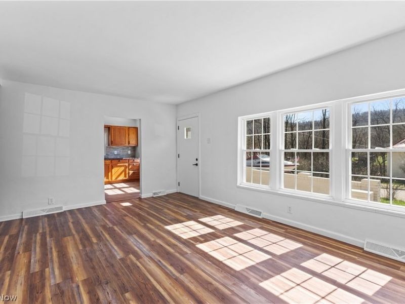 353 Weirton Avenue, Weirton, WV 26062 Photo 10