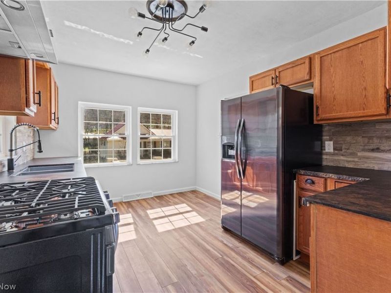 353 Weirton Avenue, Weirton, WV 26062 Photo 14