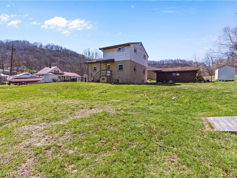 353 Weirton Avenue, Weirton, WV 26062 Photo 5