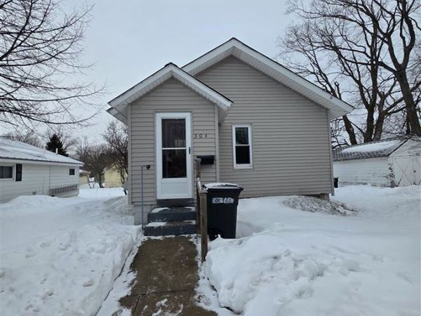 304 Ione Street, Petoskey, MI 49770