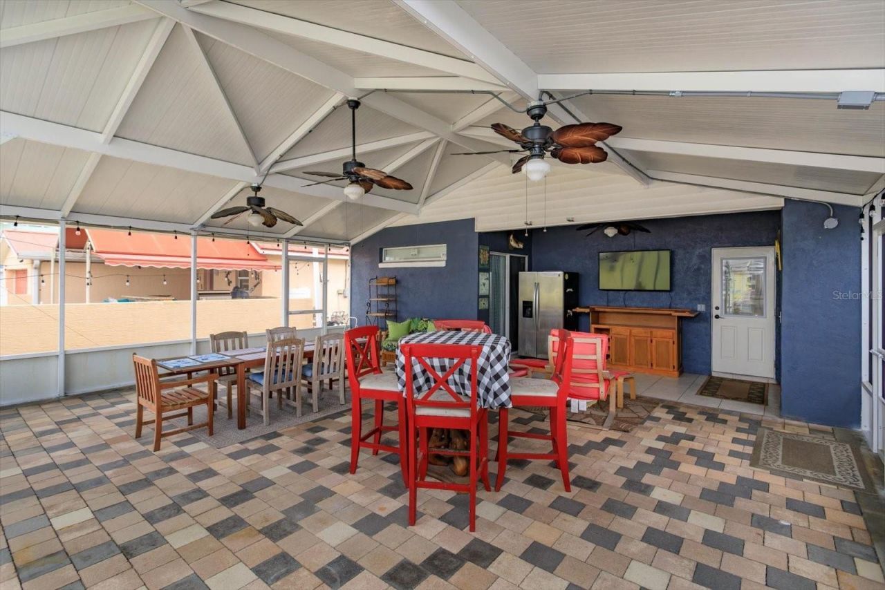 830 E 25th Avenue, New Smyrna Beach, FL 32169 Photo