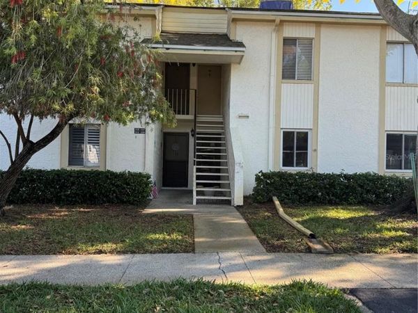 109 PINE COURT , OLDSMAR, FL 34677