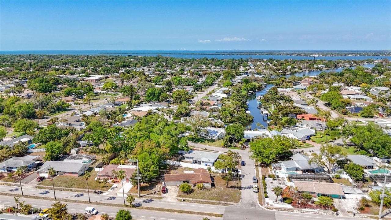 6508 1st Avenue W, Bradenton, FL 34209 Photo