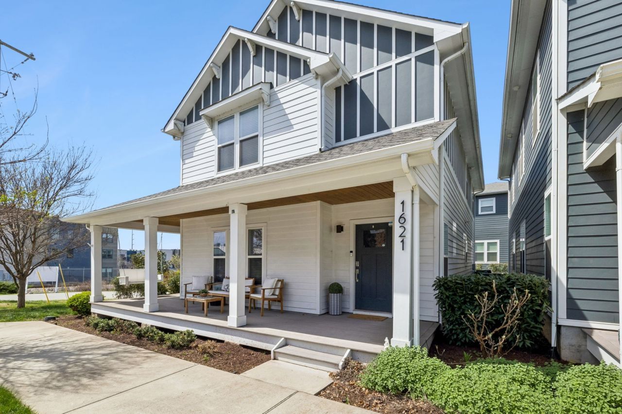 1621 54th Ave N, Nashville, TN 37209 Main Photo