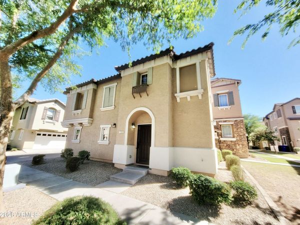 1369 S Sabino Drive, Gilbert, AZ 85296