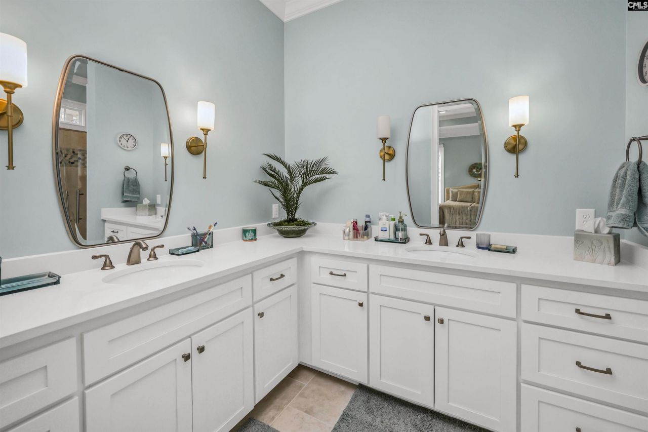 1011 Harbor View Drive  Photo 34