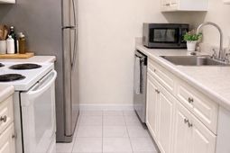 1208 Bush River Road photo 4