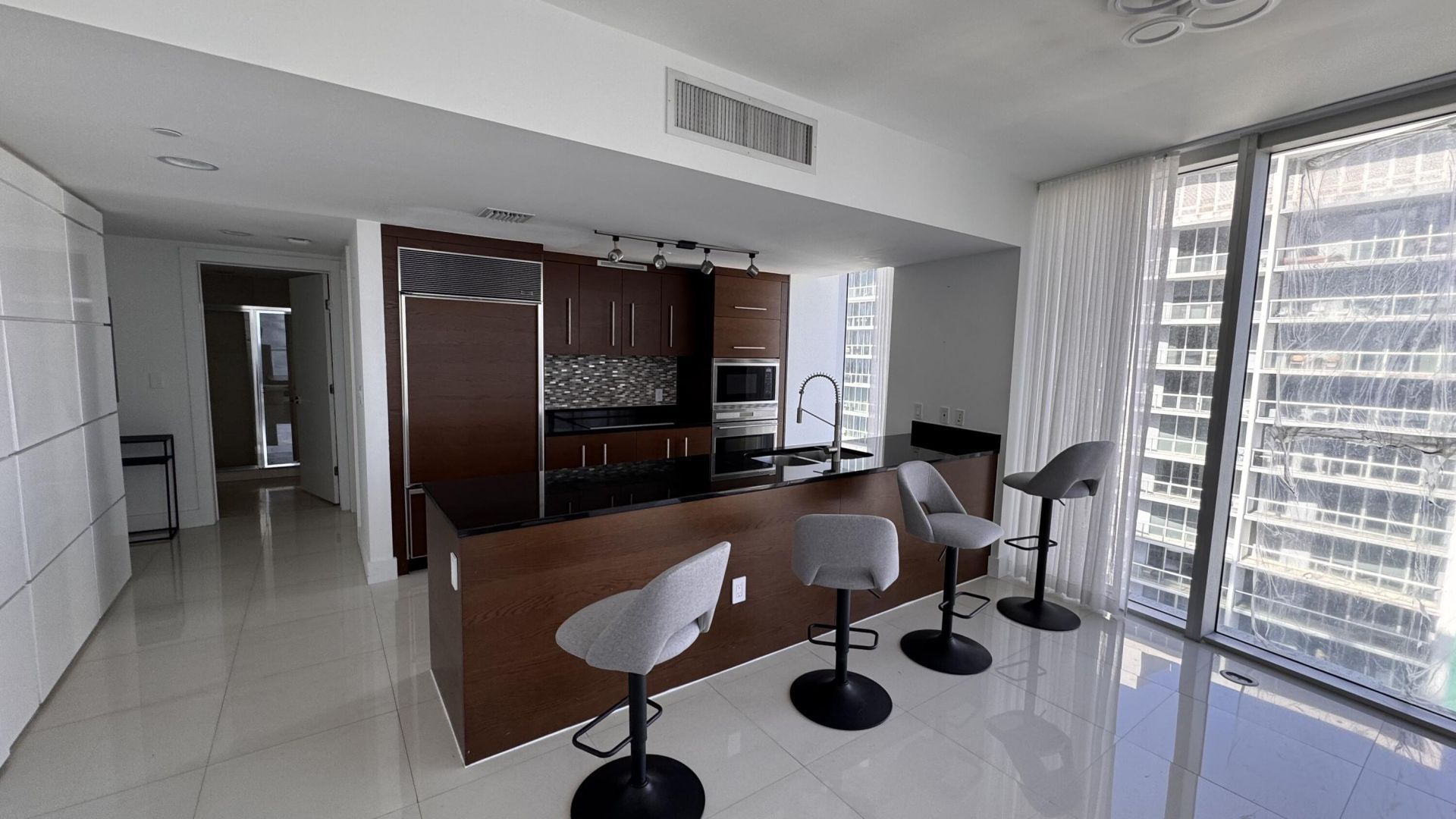 475 Brickell Avenue, Unit 4615, Miami, FL 33131 Photo