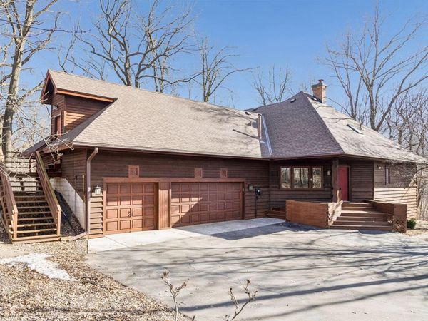 4425 Holm Oak Lane N, Oakdale, MN 55128