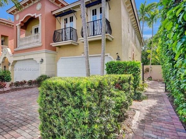 1121 NE 14th Ave , Unit 1121, Fort Lauderdale, FL 33304