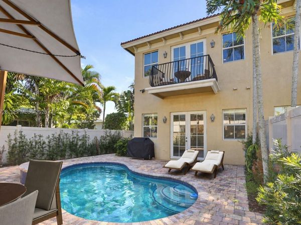 1121 NE 14th Ave, Unit 1121, Fort Lauderdale, FL 33304