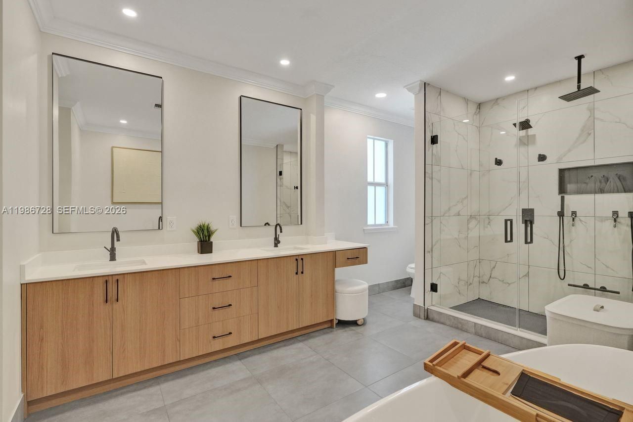 1121 NE 14th Ave , Unit 1121, Fort Lauderdale, FL 33304 Photo