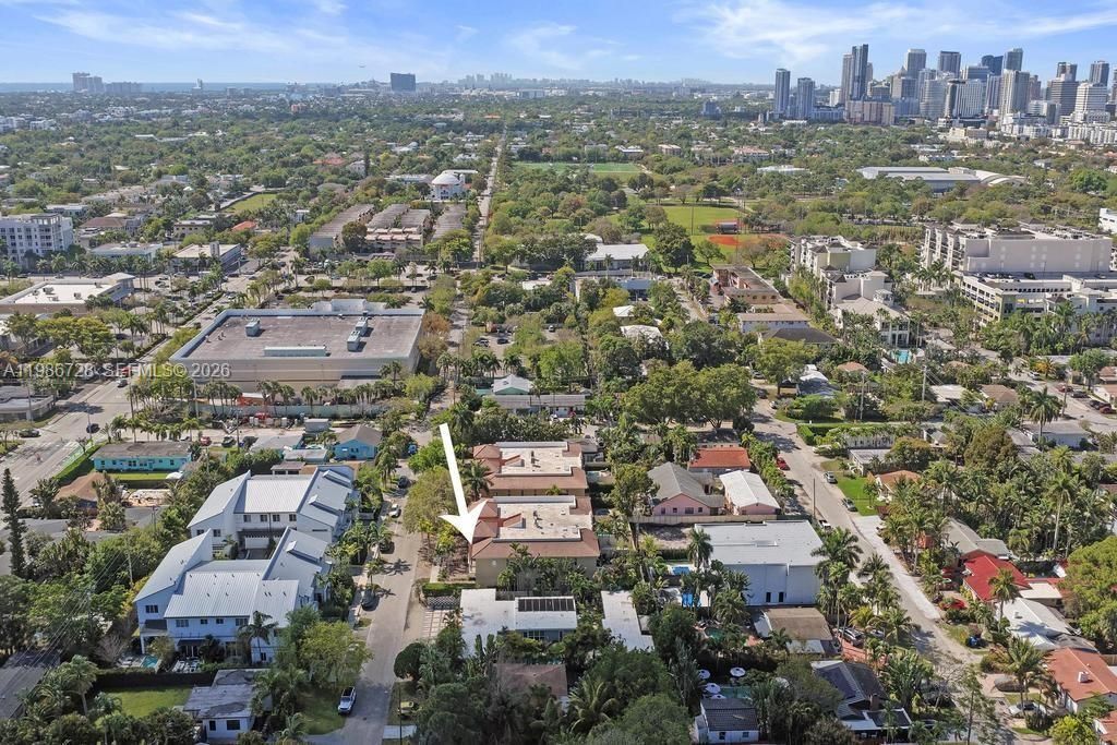 1121 NE 14th Ave, Unit 1121, Fort Lauderdale, FL 33304 Photo