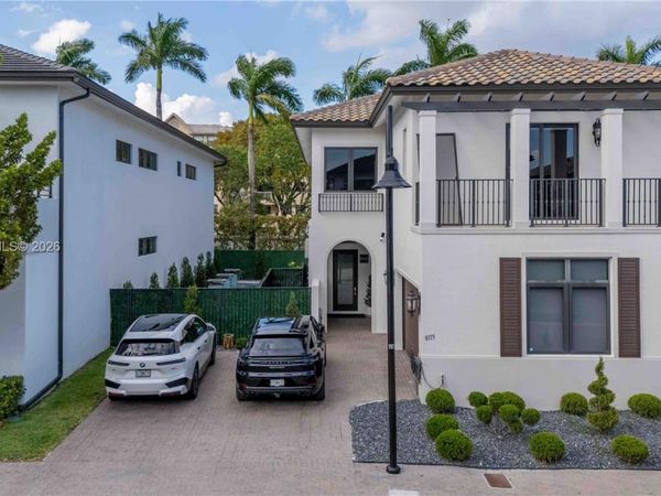 8115 NW 48th Ter , Doral, FL 33166