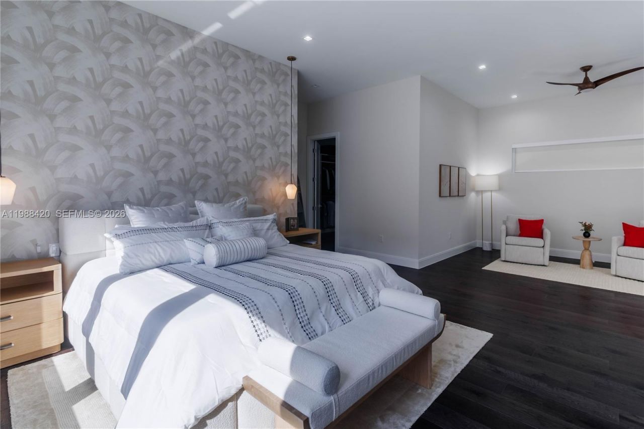 8115 NW 48th Ter , Doral, FL 33166 Photo