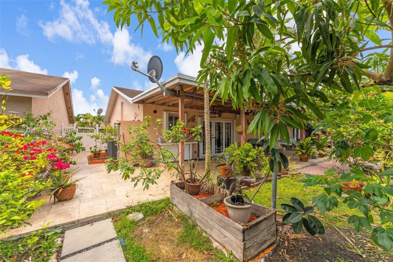 10021 SW 145th Pl , Miami, FL 33186 Photo