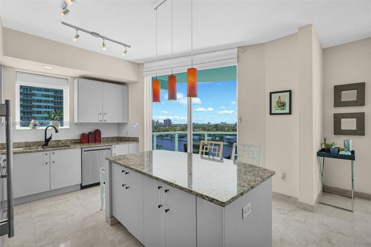 1945 S Ocean Dr , Unit 906, Hallandale Beach, FL 33009 Photo