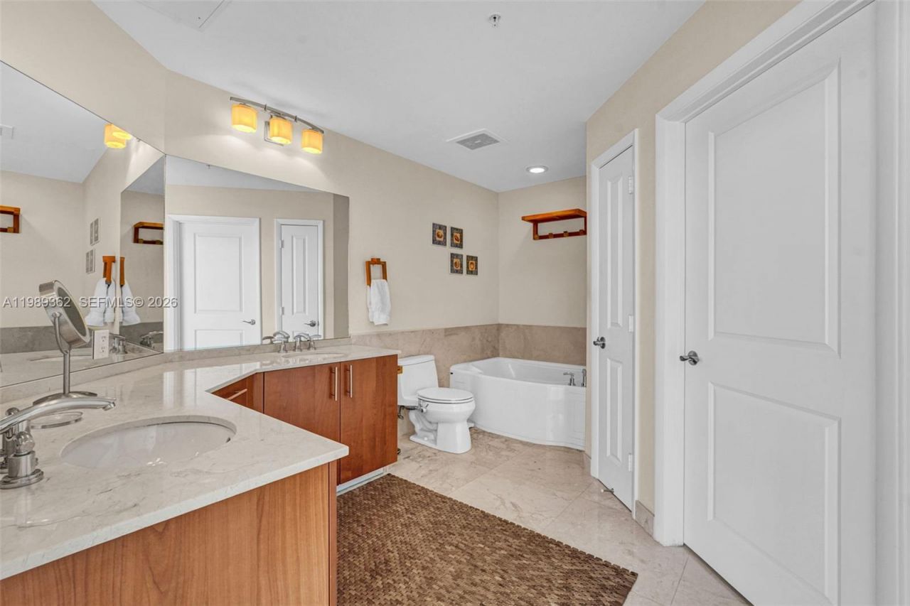 1945 S Ocean Dr , Unit 906, Hallandale Beach, FL 33009 Photo