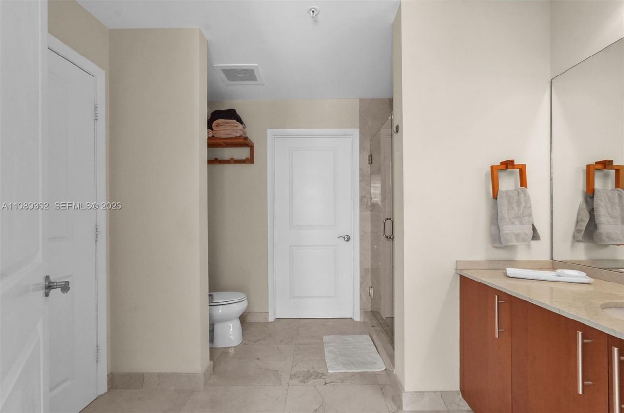 1945 S Ocean Dr , Unit 906, Hallandale Beach, FL 33009 Photo