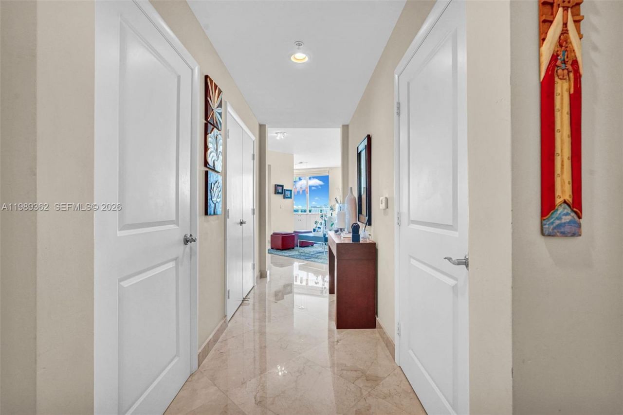 1945 S Ocean Dr , Unit 906, Hallandale Beach, FL 33009 Photo