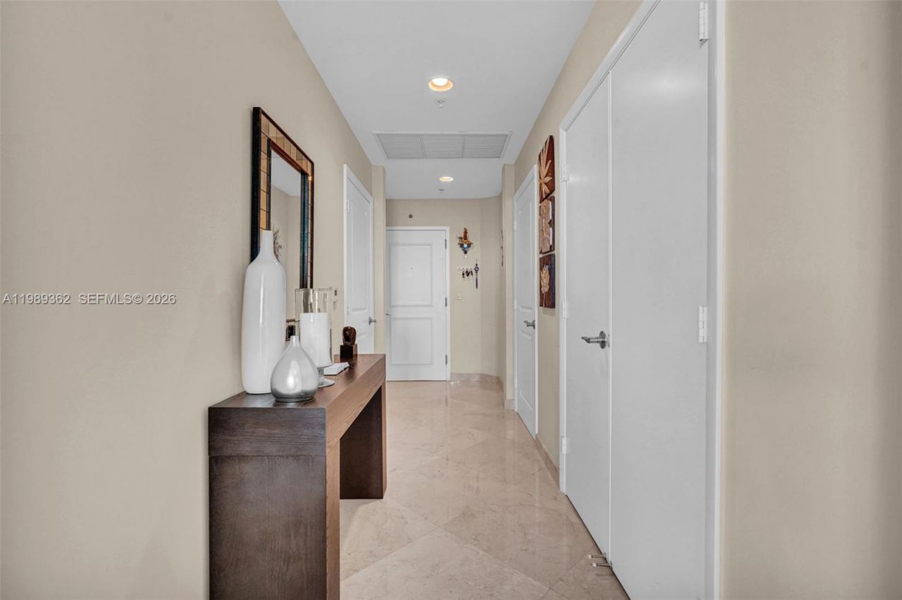 1945 S Ocean Dr , Unit 906, Hallandale Beach, FL 33009 Photo