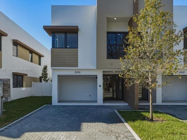 4150 S Oak Pl , Dania Beach, FL 33314