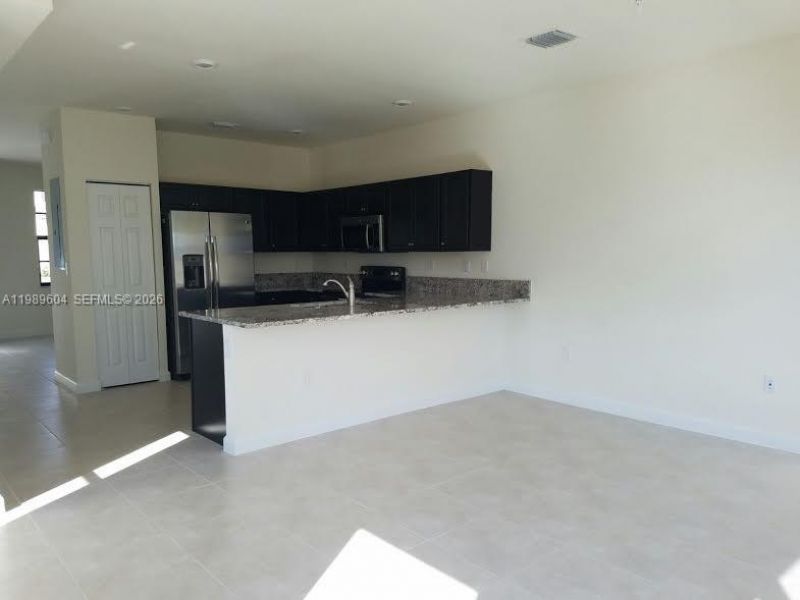 9205 W 33rd Way, Unit 9205, Hialeah, FL 33018 Photo