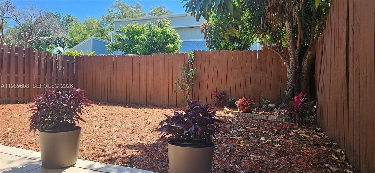 610 Commodore Dr , Plantation, FL 33325 Photo