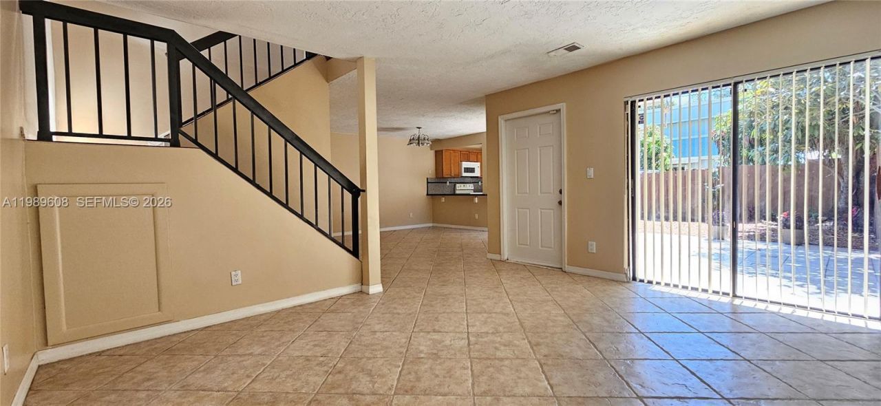 610 Commodore Dr , Plantation, FL 33325 Photo
