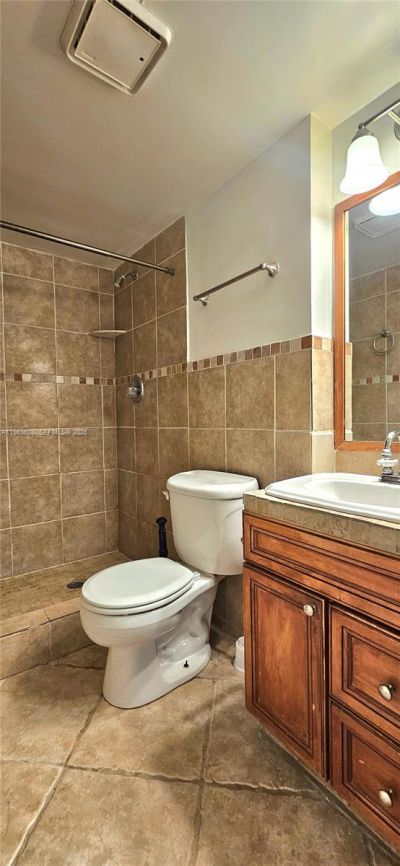 610 Commodore Dr , Plantation, FL 33325 Photo