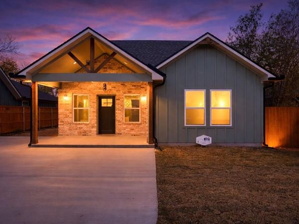 1023 Kane Street, Bellmead, TX 76705