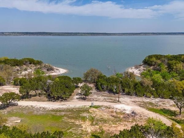 723 County Road 1304 , Morgan, TX 76671