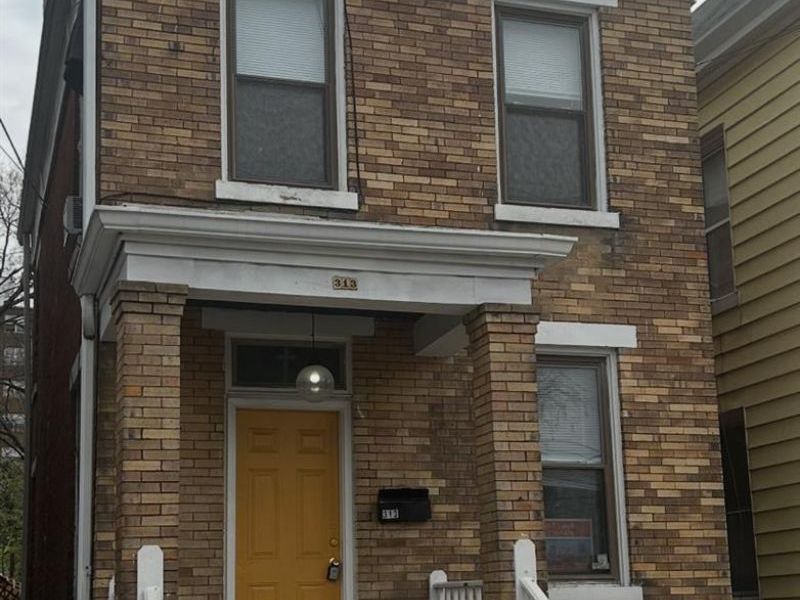 313 E University Avenue, Cincinnati, OH 45219 Photo 1