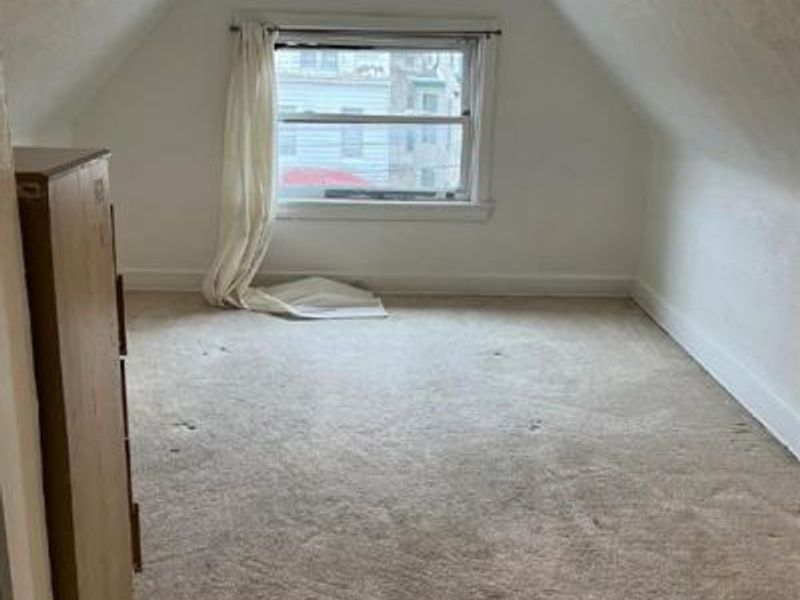 313 E University Avenue, Cincinnati, OH 45219 Photo 14