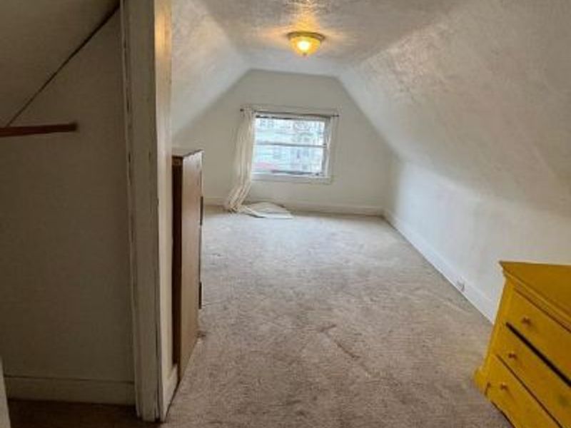 313 E University Avenue, Cincinnati, OH 45219 Photo 15