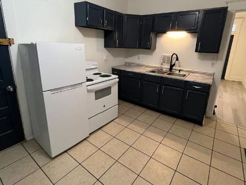 313 E University Avenue, Cincinnati, OH 45219 Photo 7