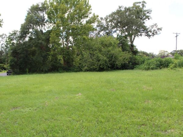 Dixon, DeRidder, LA 70634