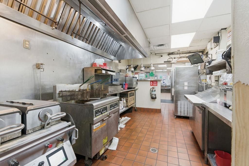 2227 N Monroe Street, Tallahassee, FL 32303 Photo