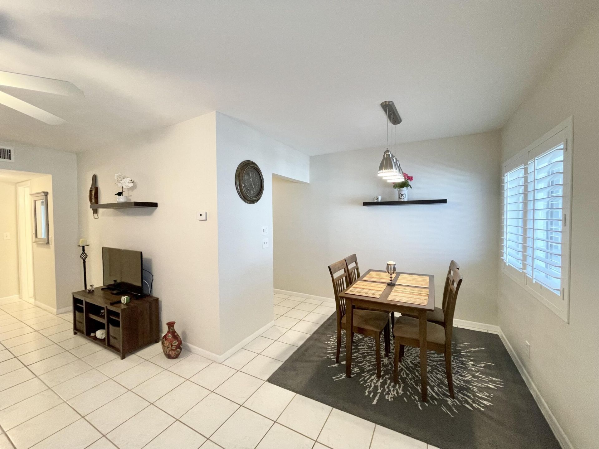 3240 Lake Osborne Drive, Unit 206, Lake Worth Beach, FL 33461 Photo
