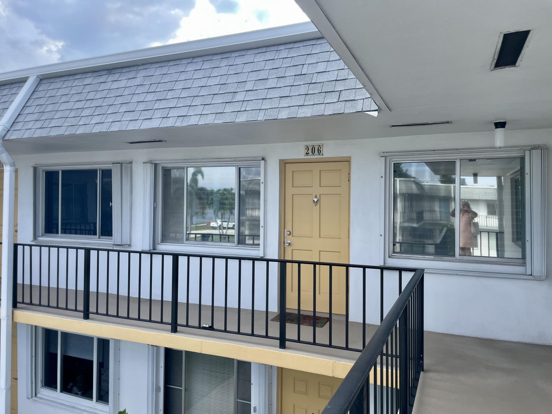 3240 Lake Osborne Drive, Unit 206, Lake Worth Beach, FL 33461 Photo