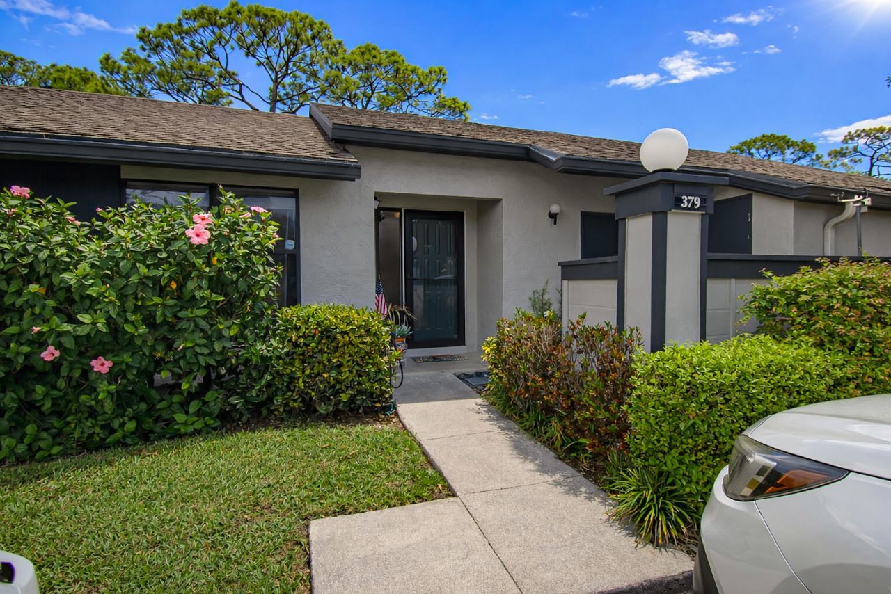 379 Ottawa Court, Royal Palm Beach, FL 33411 Photo