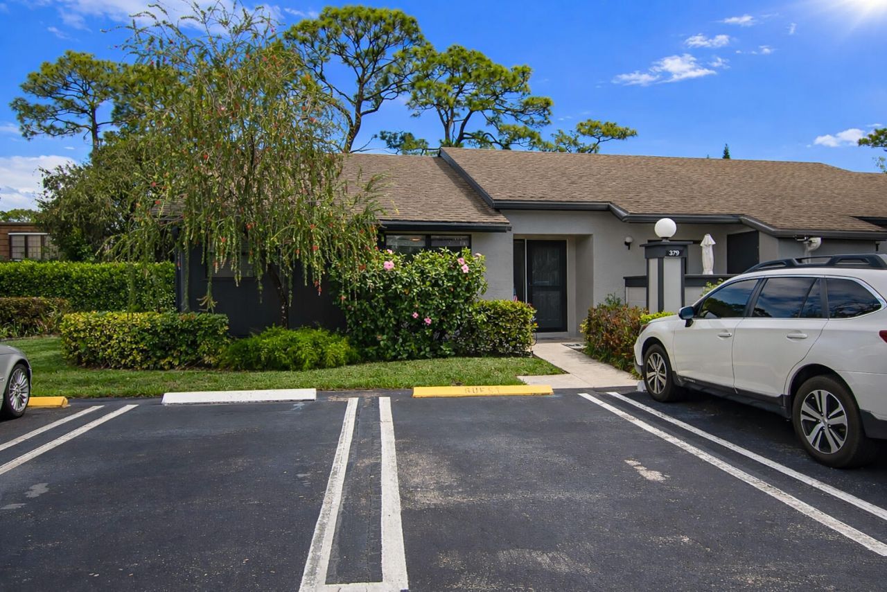 379 Ottawa Court, Royal Palm Beach, FL 33411 Photo