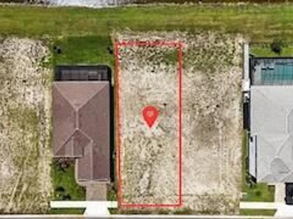 25 Del Palma Drive, Palm Coast, FL 32137