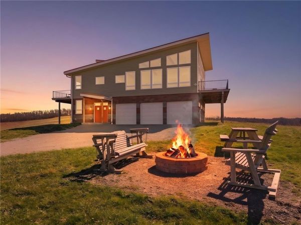 1029 Hoffman Rd , Smithton, PA 15479