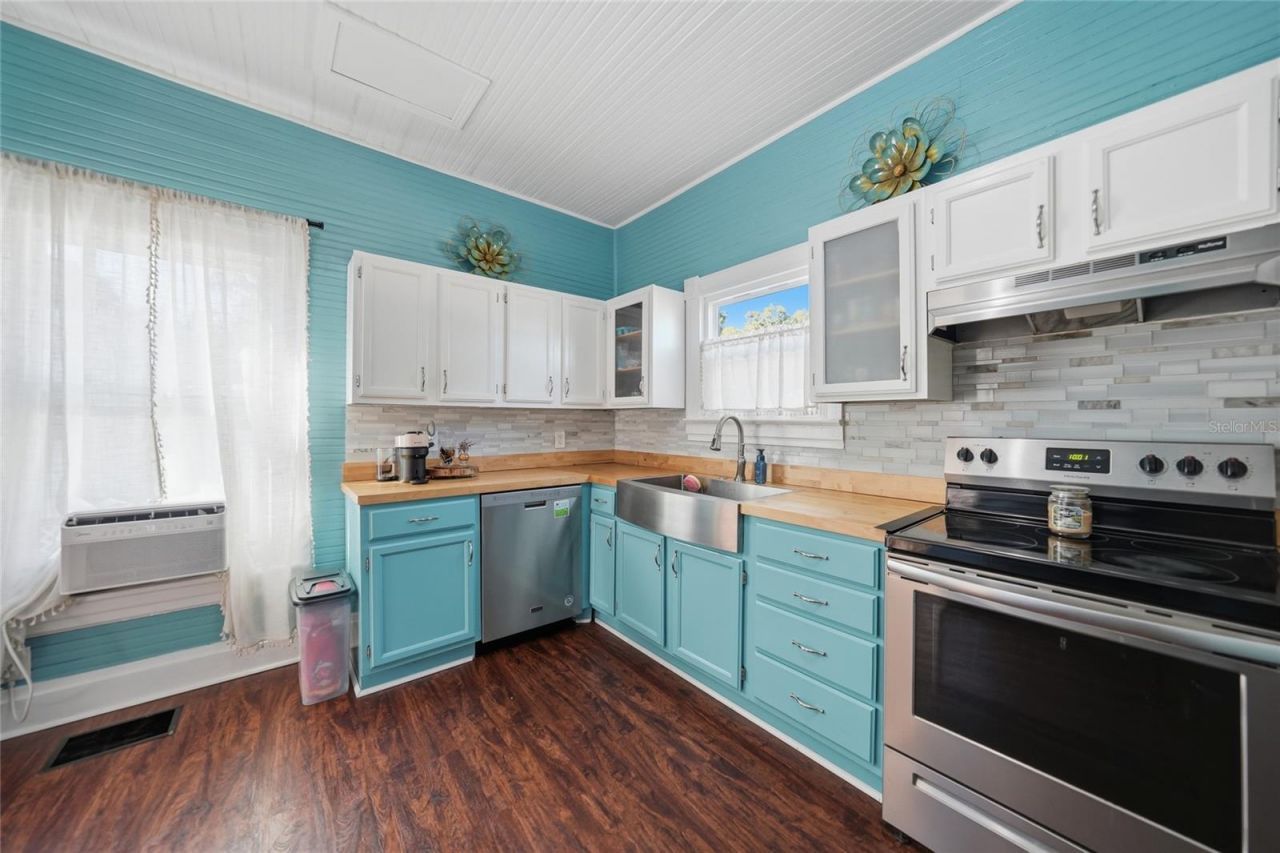 127 5th Street W, Zolfo Springs, FL 33890 Photo