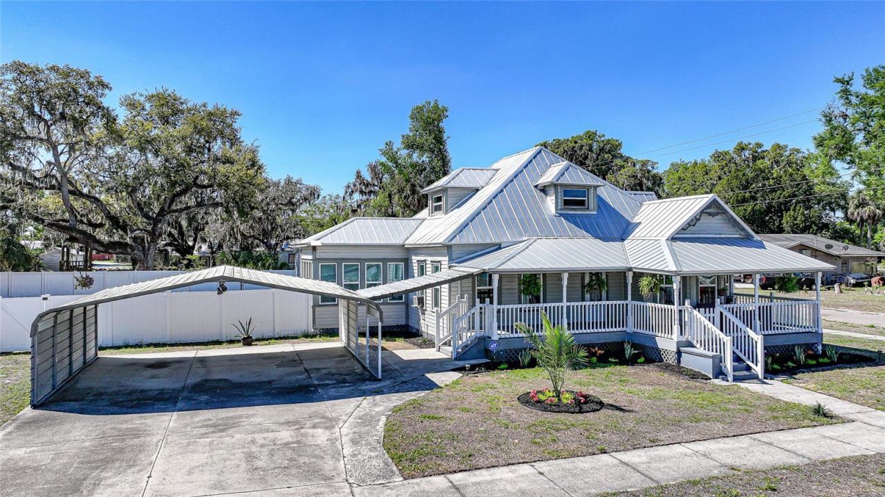 127 5th Street W, Zolfo Springs, FL 33890 Photo