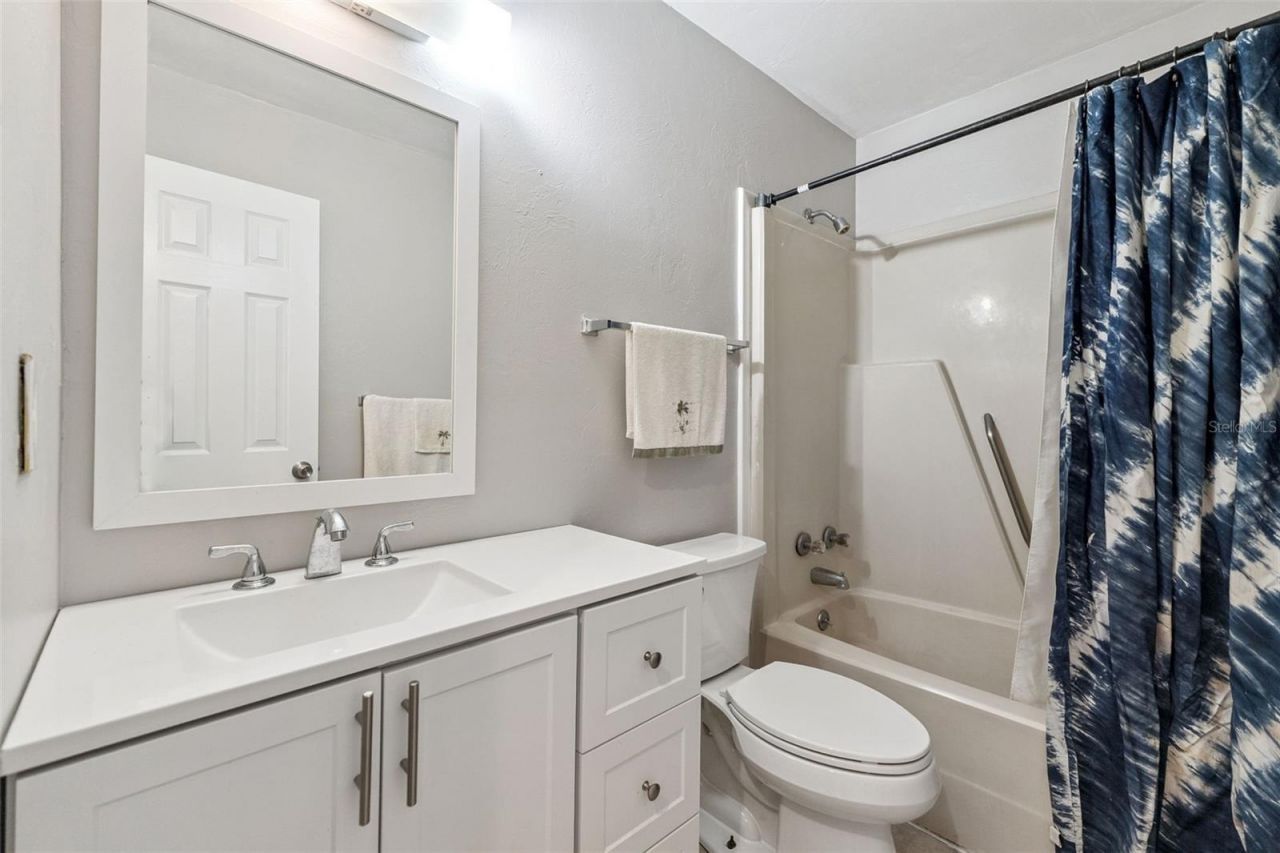 2072 Burma Road, New Smyrna Beach, FL 32168 Photo